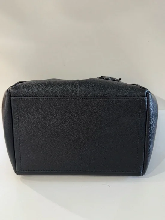 Tory Burch Authentic Black Leather Tote Bag - Elegant Everyday Carry - Picture 7 of 10